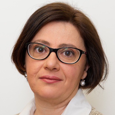 VANIA DE LUCA